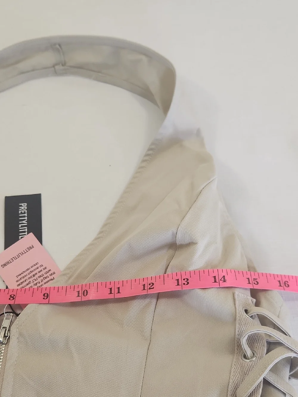 Pretty Little Thing Stone Xargo Lace Zip Up Halter Crop Top. Size 10 - Picture 11 of 11